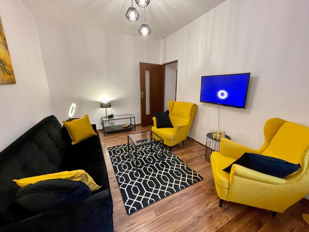 Apartmán Diamond Metro Wifi 300 Mbs 70'Tv Netflix Hbo Appletv+ Varšava Exteriér fotografie