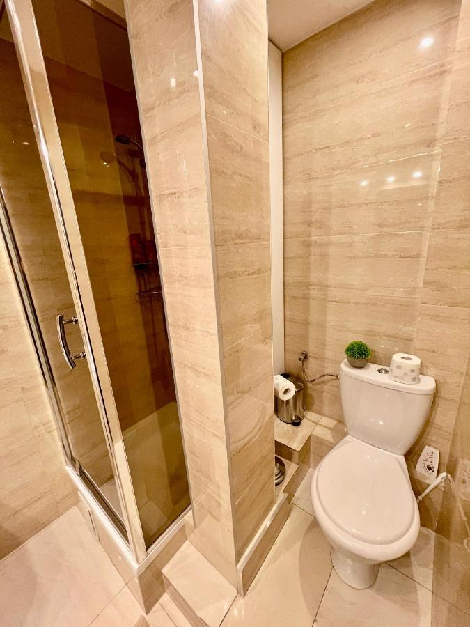 Apartmán Diamond Metro Wifi 300 Mbs 70'Tv Netflix Hbo Appletv+ Varšava Exteriér fotografie