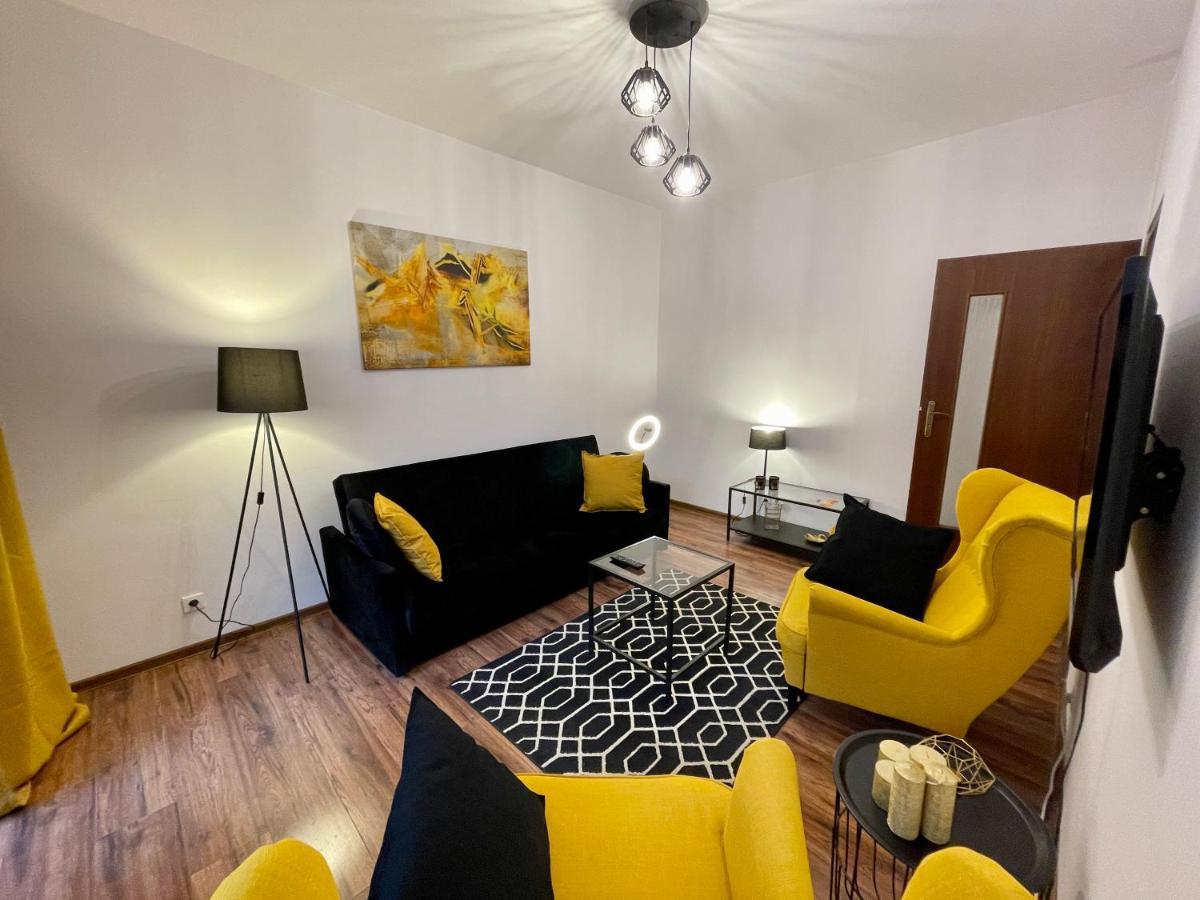 Apartmán Diamond Metro Wifi 300 Mbs 70'Tv Netflix Hbo Appletv+ Varšava Exteriér fotografie