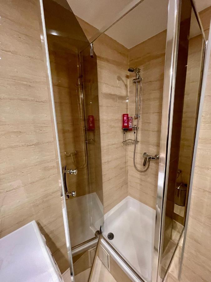 Apartmán Diamond Metro Wifi 300 Mbs 70'Tv Netflix Hbo Appletv+ Varšava Exteriér fotografie
