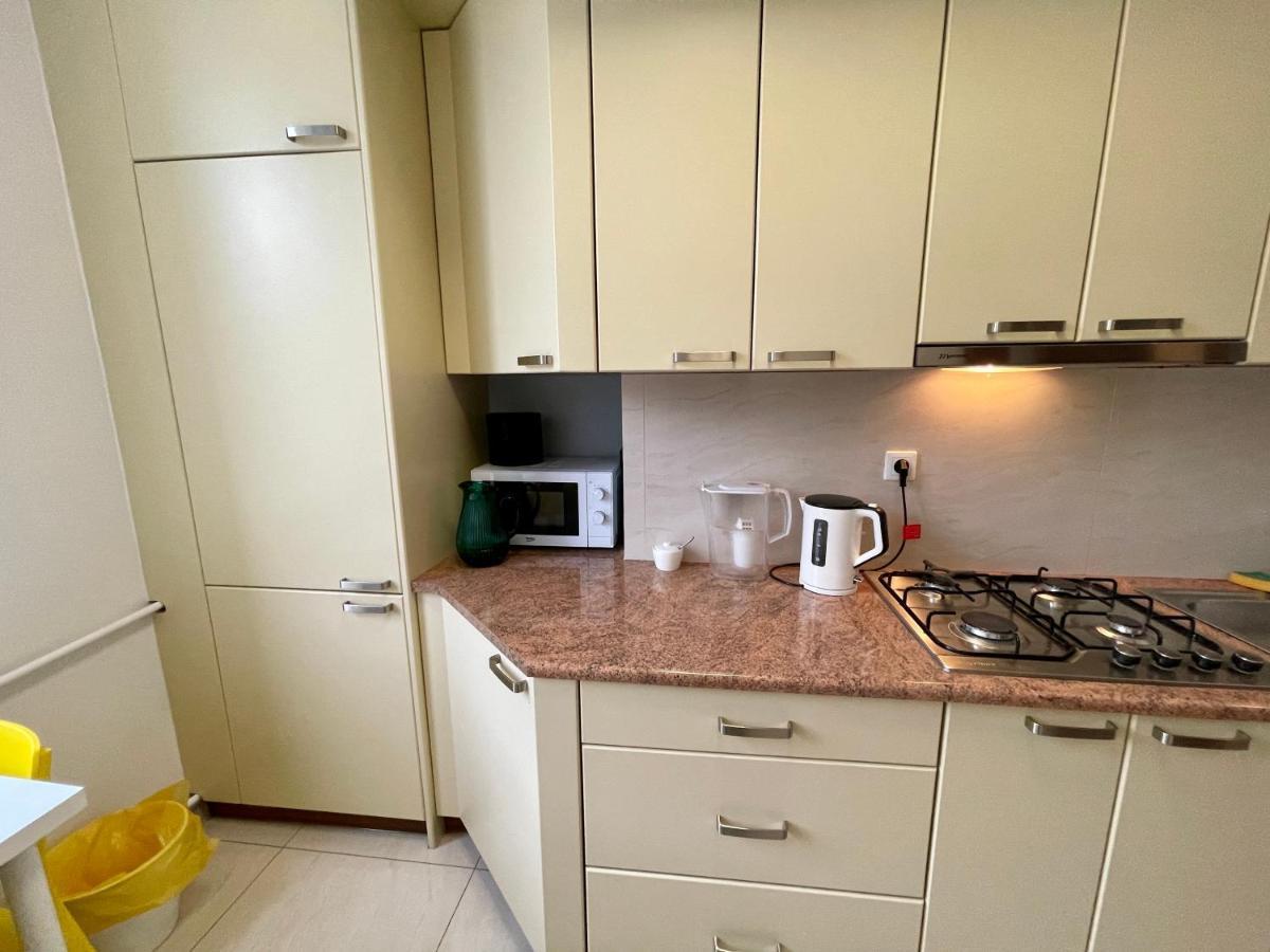 Apartmán Diamond Metro Wifi 300 Mbs 70'Tv Netflix Hbo Appletv+ Varšava Exteriér fotografie
